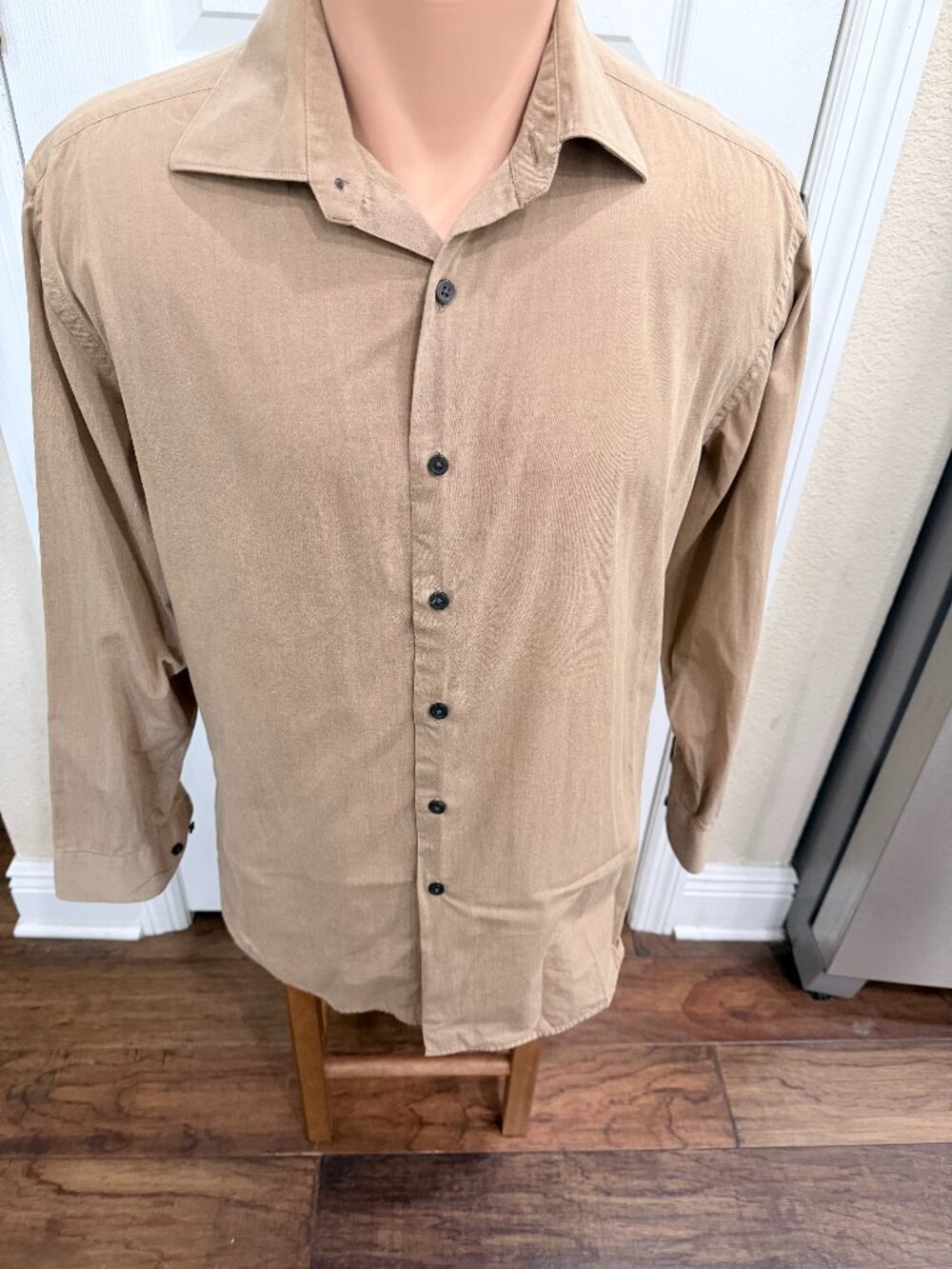 Claiborne Men’s 15.5 32/33 M Taupe Brown 100% Cotton Modern Fit Shirt